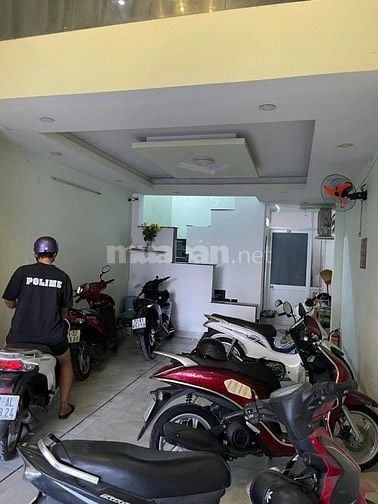 NHÀ CHÍNH CHỦ ĐANG CHO THUÊ CÓ DÒNG TIỀN, 4X16M, 5 TẤM, 9PN, 8WC, HXT