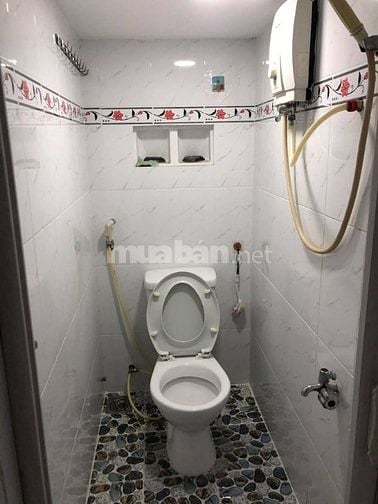 Cho thuê phòng (3m x 4m) có gác lửng _ Lê Văn Sỹ, P14Q3 (Chính chủ)