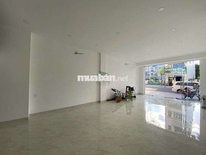 CHO THUÊ NHÀ Ở KINH DOANH MẶT TIỀN THÍCH QUẢNG ĐỨC CÓ THANG MÁY