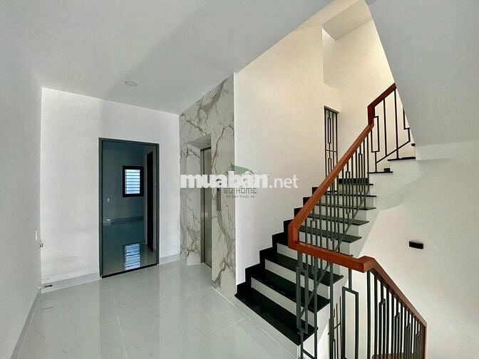 CHO THUÊ NHÀ Ở KINH DOANH MẶT TIỀN THÍCH QUẢNG ĐỨC CÓ THANG MÁY