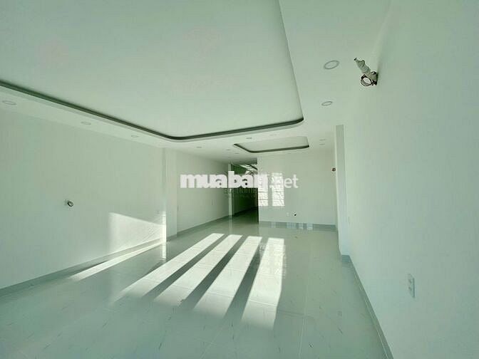 CHO THUÊ NHÀ Ở KINH DOANH MẶT TIỀN THÍCH QUẢNG ĐỨC CÓ THANG MÁY