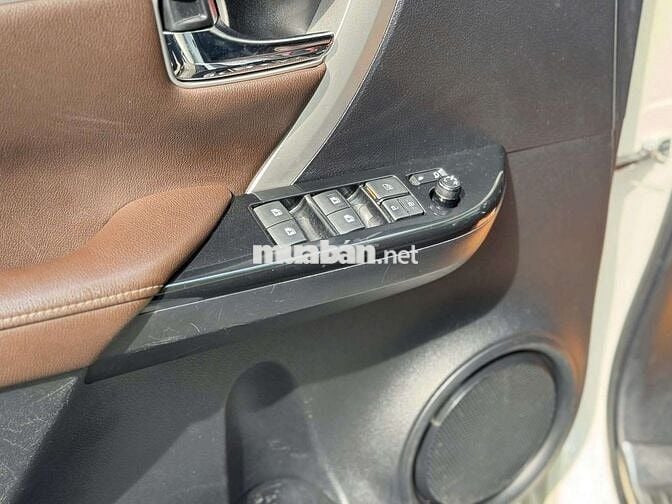 fortuner 2017 2.7V máy xăng 1 cầu 85.000k