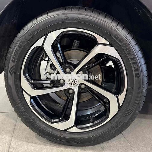 MGHS năm 2024 màu trắng,120tr nhận xe