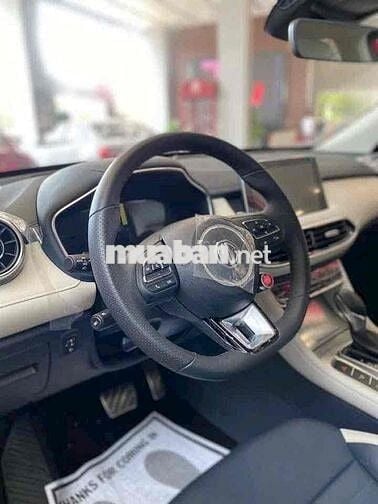 MGHS năm 2024 màu trắng,120tr nhận xe