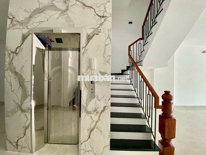 CHO THUÊ NHÀ Ở KINH DOANH MẶT TIỀN THÍCH QUẢNG ĐỨC CÓ THANG MÁY