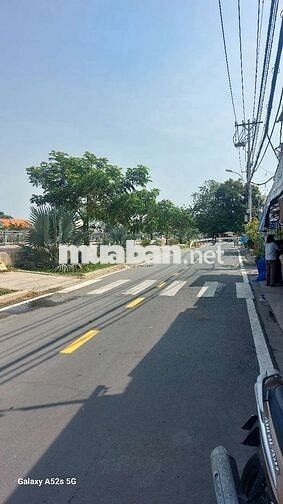 Bán nhà mặt tiền đang cho kiot và phòng trọ thu nhập ổn định