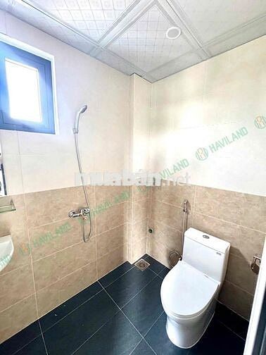 CĂN HỘ GÁC LỬNG MỚI TOANH HOÀ XUÂN CÓ BAN CÔNG THOÁNG