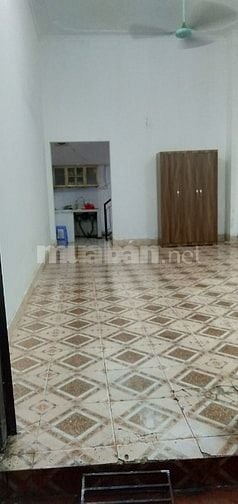 Cho thuê nhà chính chủ 60m2 2 tầng ở 190/19 đường Hoàng Mai 
