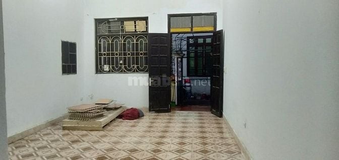 Cho thuê nhà chính chủ 60m2 2 tầng ở 190/19 đường Hoàng Mai 