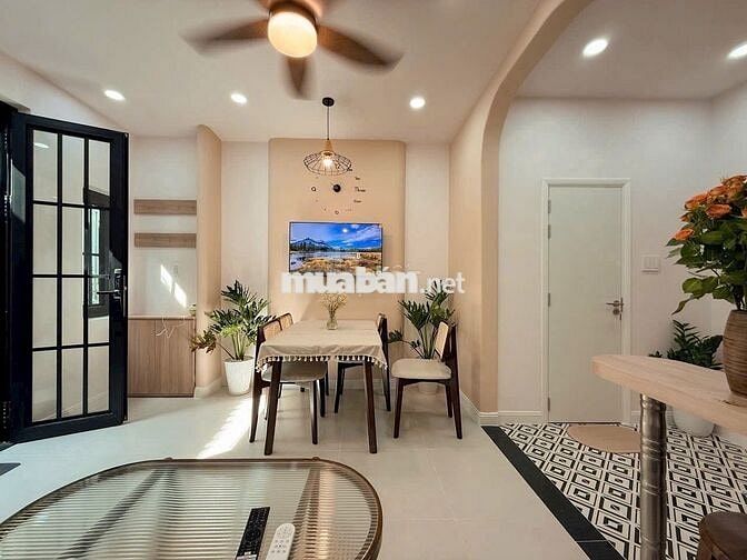 Anh cho thuê cc mặt tiền đường PVĐ