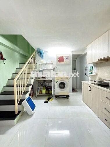 Q Q10 NGAY VẠN HẠNH MALL,3 TẦNG 3PN, NỞ HẬU TẶNG NỘI THẤT,HƠN 4 TỶ TL