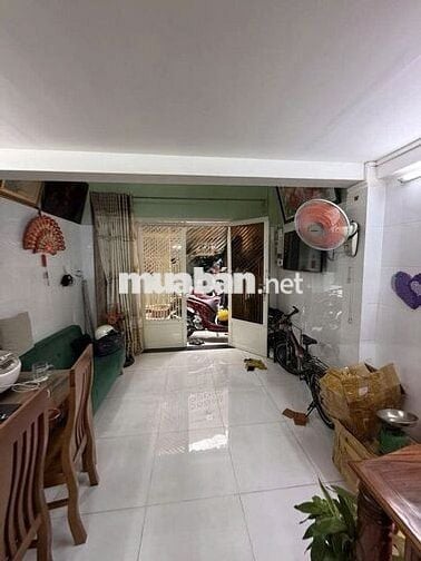 Q Q10 NGAY VẠN HẠNH MALL,3 TẦNG 3PN, NỞ HẬU TẶNG NỘI THẤT,HƠN 4 TỶ TL