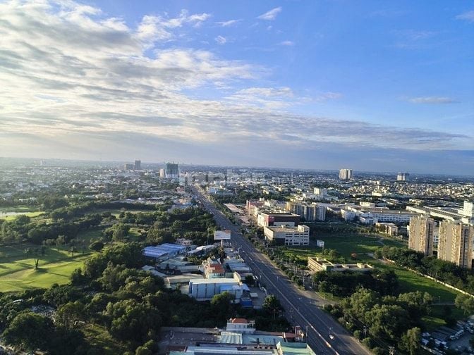 Cho Thuê Căn Hộ 2 Phòng Ngủ Full Nội Thất The Emerald Golf View