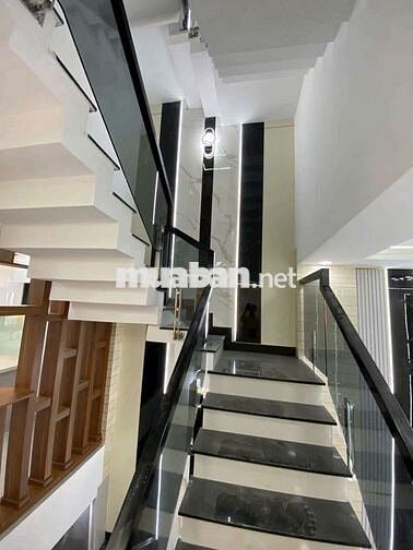 NHÀ BÁN SỐ 16 BHH TRỆT 3 LẦU 4PN 5WC P.THỜ P.GIẶT OTO NGỦ TRONG NHÀ