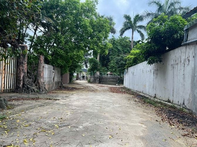 Chính chủ bán đất 18m mặt tiền gần 2 KCN 