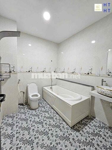 Nhà Phố đả hoàn công KDC PHT 8