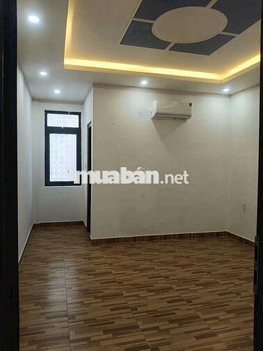 Cho thuê nhà 2 lầu 1 trệt 4pn 4wc Phú lợi