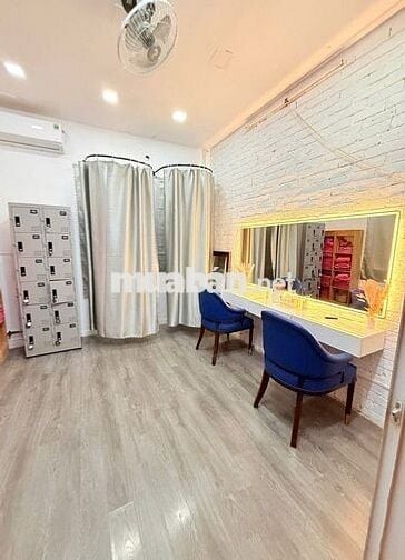 CHO THUÊ NHÀ GÓC 2MT CỐNG QUỲNH Q1, DT 3.5x18M, TRỆT 2 LẦU –  50 TRIỆU