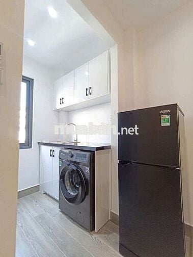 Studio tách bếp Cống Quỳnh gần Bệnh Viện Từ Dũ - thang máy Quận 1