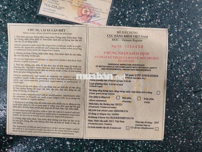 Isuzu tải 1.990kg đời 2017