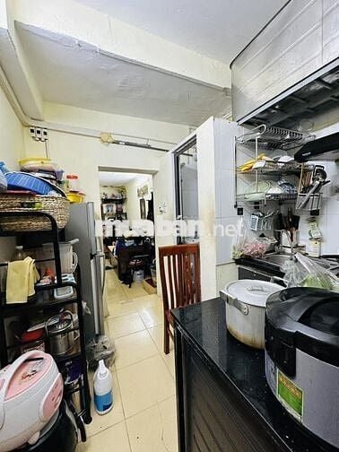 Bán tập thể Quỳnh Mai, Hai Bà Trưng, sổ đỏ, giá chỉ 1,9 tỷ