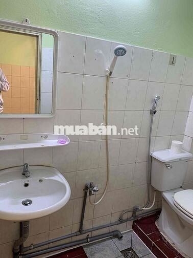 Nhà Hiệp Thành Bình Dương, nhà nằm gần mặt tiền đường lớn vị trí thuận