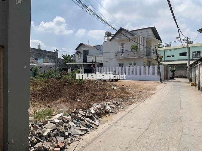 Nhà Hiệp Thành Bình Dương, nhà nằm gần mặt tiền đường lớn vị trí thuận