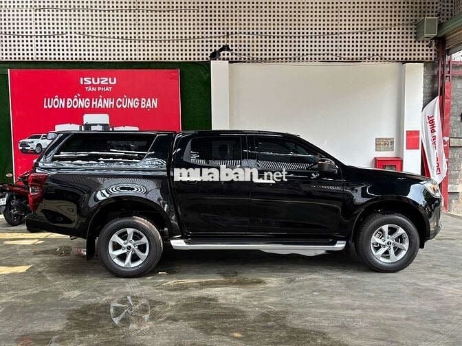 2025 Prestige 4X2 AT