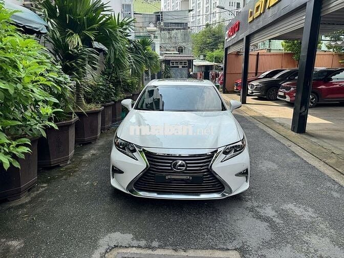 Lexus ES  250 2015 - 60000 km