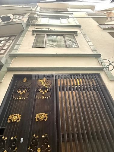 Bán nhà phố Bồ Đề – 30m² x 4 tầng hiện đại . Giá 7,6 tỷ