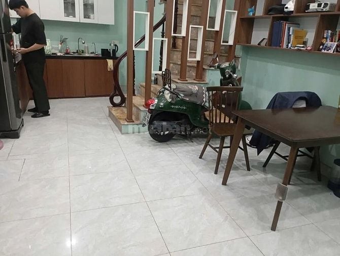 Bán nhà phố Bồ Đề – 30m² x 4 tầng hiện đại . Giá 7,6 tỷ