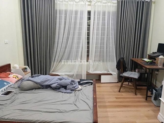 Bán nhà phố Bồ Đề – 30m² x 4 tầng hiện đại . Giá 7,6 tỷ