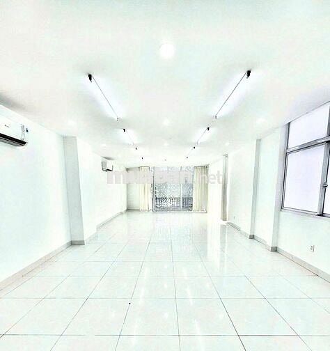 SIÊU PHẨM NHÀ MẶT TIỀN ỐP KÍNH 656A XÔ VIẾT NGHỆ TĨNH, P26, BÌNH THẠNH