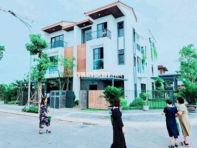 NHÀ PHỐ VƯỜN LIỀN KỀ 1 TRỆT 3 LẦU GIÁ CHỈ 3,699,000,000