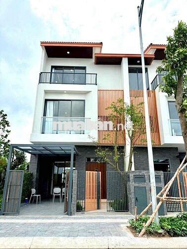 NHÀ PHỐ VƯỜN LIỀN KỀ 1 TRỆT 3 LẦU GIÁ CHỈ 3,699,000,000