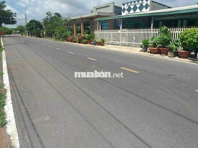 ĐẤT TRUNG TÂM 7x30Mét NỞ HẬU SỔ RIÊNG X.PHƯỚC THẠNH H.GÒ DẦU