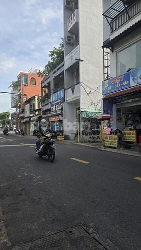 Bán nhà hxh đỗ cửa Hồ Hảo Hớn - 28m2 0 1 trệt 1 lầu - giá 3,7 tỷ