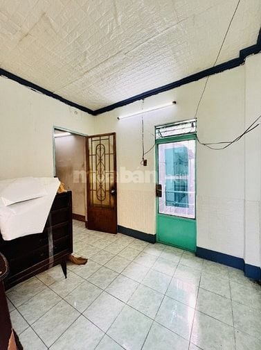 Bán nhà hxh đỗ cửa Hồ Hảo Hớn - 28m2 0 1 trệt 1 lầu - giá 3,7 tỷ