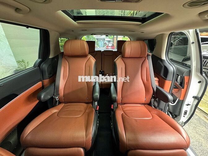 Kia Carnival 2022 Signature 2.2D - 70000 km