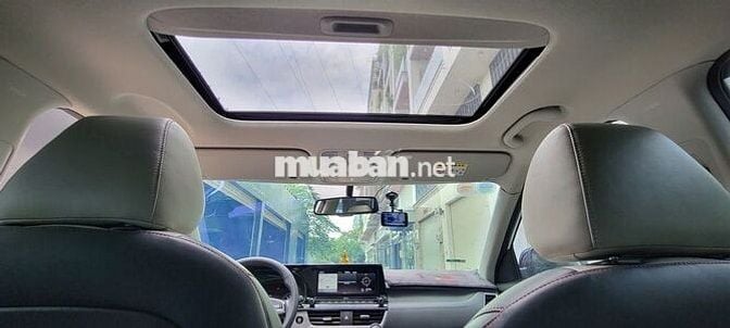 Kia Seltos 2022 Premium 1.4 AT - 34000 km