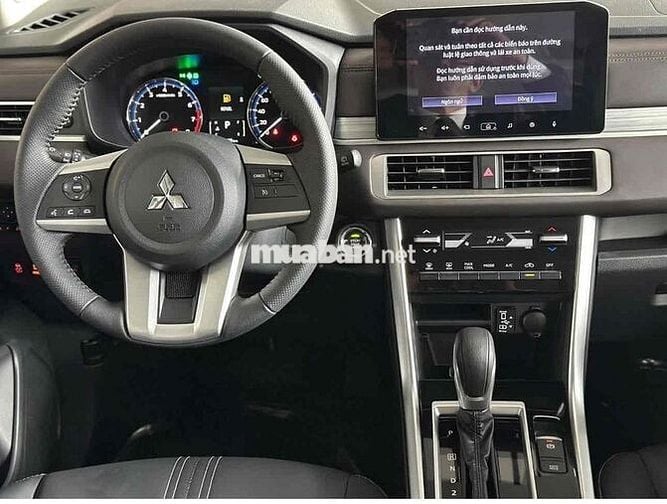 Xpander Premium- Tặng trước bạ+BH+Phụ kiện