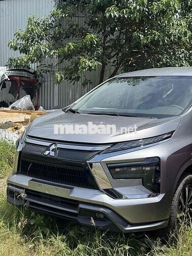 Xpander Premium- Tặng trước bạ+BH+Phụ kiện