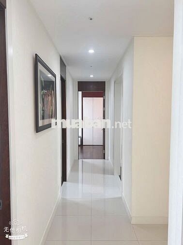 Cho thuê chung cư cao cấp 4 phòng ngủ tại Keangnam Landmark 72