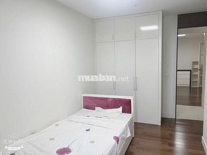 Cho thuê chung cư cao cấp 4 phòng ngủ tại Keangnam Landmark 72