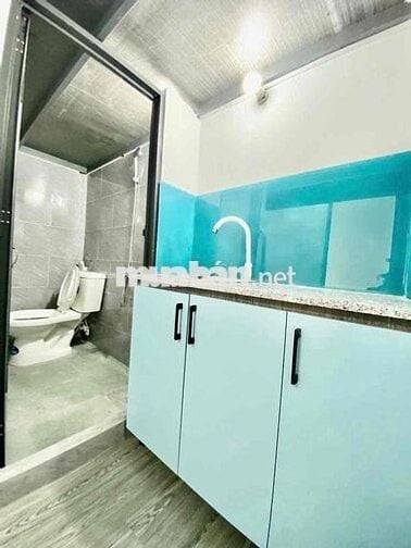 PHÒNG TRỌ 25m2 Gác cao 1M8 Đường Nguyễn Kiệm Đối diện BV175