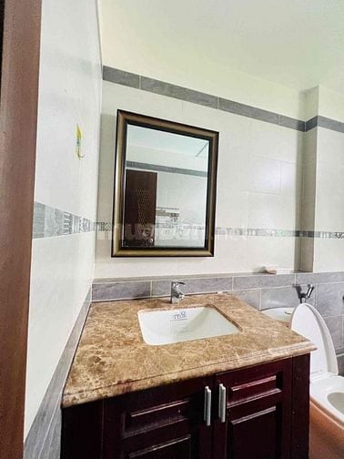 CHO THUÊ CĂN HỘ 30m² – BAN CÔNG THOÁNG MÁT – TÁCH BẾP RIÊNG