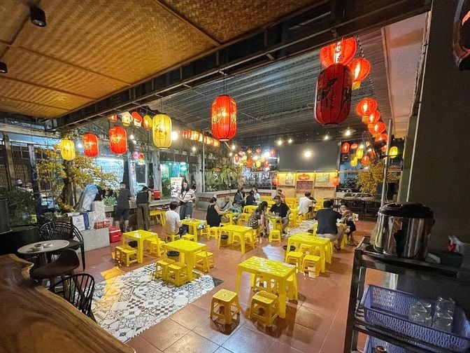 Tuyển Nhân Viên Đứng Bếp Nướng Hàu 