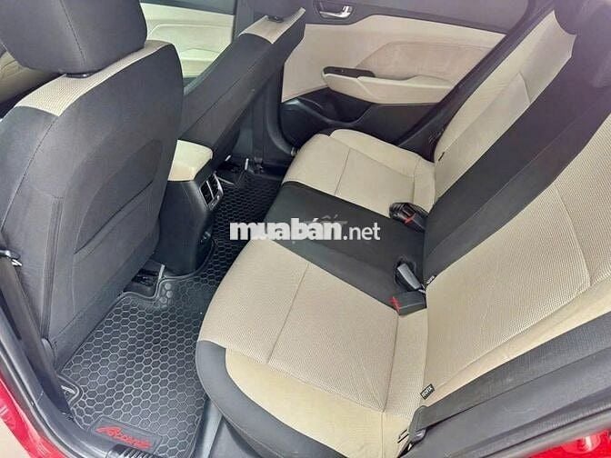 Accent 2022 bản CVT, số tự động tiêu chuẩn