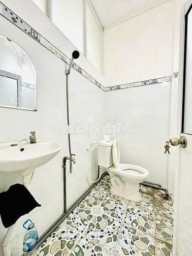 Bán nhà góc không lộ giới HXH Lê Quang Định 5 tầng - 4PN5WC. Gía 7tỷ8