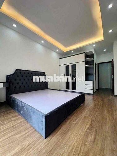 Nhà đẹp La Phù. ô tô đỗ cổng. 5 tầng xây đơn lập